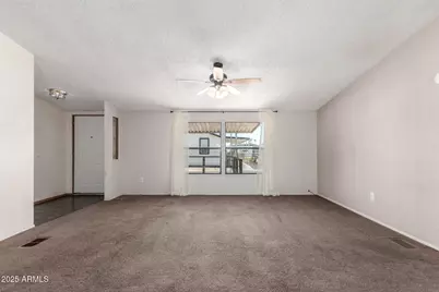 10955 N 79th Avenue #113, Peoria, AZ 85345 - Photo 5