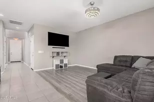 304 N 78th Pl, Mesa, AZ 85207 - Photo 5