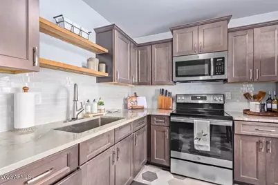 2532 W Berridge Lane #e204, Phoenix, AZ 85017 - Photo 7