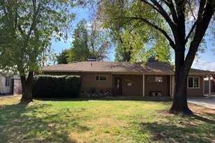 6750 N 11th Pl, Phoenix, AZ 85014 - Photo 1