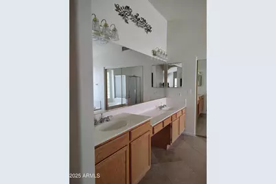 1365 W Courtney Lane, Tempe, AZ 85284 - Photo 17