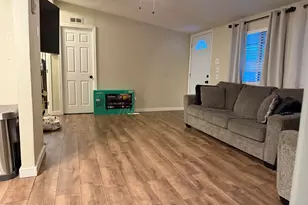 15601 N 19th Ave, Phoenix, AZ 85023 - Photo 3