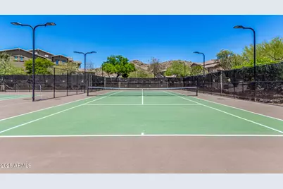 1747 W Straight Arrow Lane, Phoenix, AZ 85085 - Photo 33