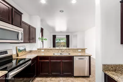 1747 W Straight Arrow Lane, Phoenix, AZ 85085 - Photo 9