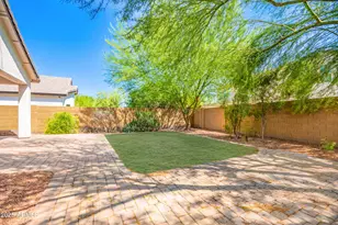 1747 W Straight Arrow Ln, Phoenix, AZ 85085 - Photo 29