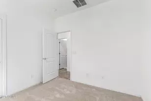 1747 W Straight Arrow Ln, Phoenix, AZ 85085 - Photo 21