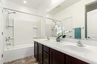 1747 W Straight Arrow Lane, Phoenix, AZ 85085 - Photo 13