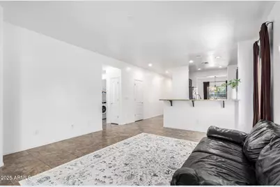 1747 W Straight Arrow Lane, Phoenix, AZ 85085 - Photo 3