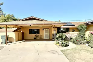404 E Paseo De Isabella, Casa Grande, AZ 85122 - Photo 3