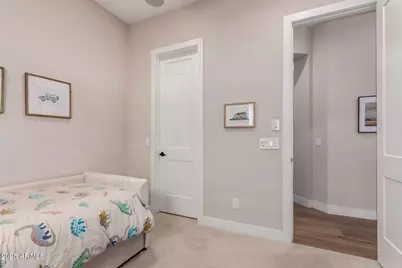 2830 E Crest Lane, Phoenix, AZ 85050 - Photo 25