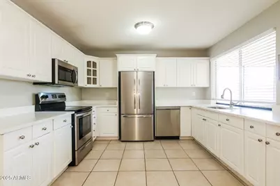 7616 N 44th Drive, Glendale, AZ 85301 - Photo 7