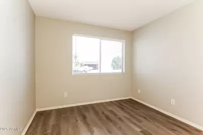 7616 N 44th Drive, Glendale, AZ 85301 - Photo 13