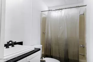 805 N Dysart Rd, Avondale, AZ 85323 - Photo 7