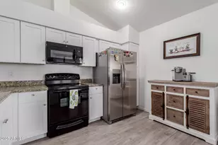 1718 S Longmore --, Mesa, AZ 85202 - Photo 17