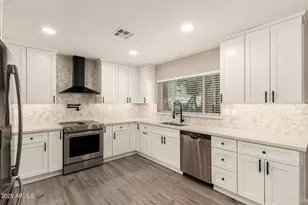 1813 W Earll Dr, Phoenix, AZ 85015 - Photo 11