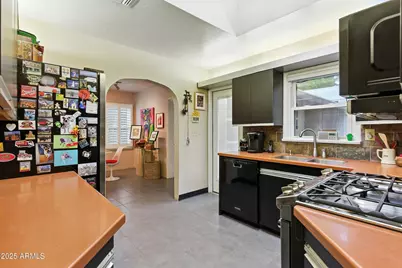 22 E 15th Street E, Tempe, AZ 85281 - Photo 39