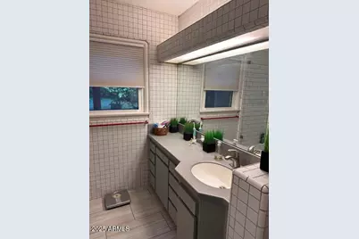 22 E 15th Street E, Tempe, AZ 85281 - Photo 55