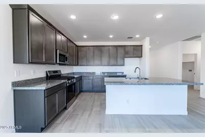 17595 N Bolerno Drive, Maricopa, AZ 85138 - Photo 11