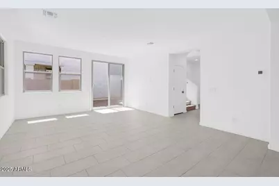 14641 W Sand Hills Road, Surprise, AZ 85387 - Photo 7