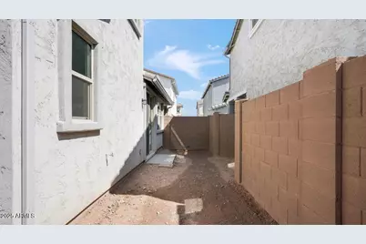 14625 W Sand Hills Road, Surprise, AZ 85387 - Photo 33