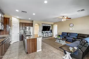 31089 N 136th Dr, Peoria, AZ 85383 - Photo 23