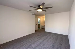 13636 N Del Webb Blvd, Sun City, AZ 85351 - Photo 23