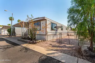 19401 N 7th St, Phoenix, AZ 85024 - Photo 3