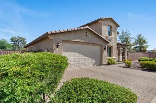 62 W Hackberry Ave, San Tan Valley, AZ 85140 - Photo 3