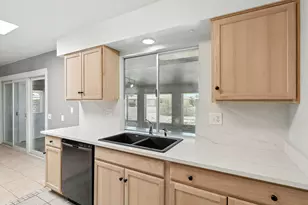 9525 W Cedar Hill Cir, Sun City, AZ 85351 - Photo 11