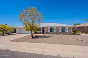 9525 W Cedar Hill Cir, Sun City, AZ 85351 - Photo 5