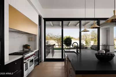 6512 E Hummingbird Lane, Paradise Valley, AZ 85253 - Photo 11