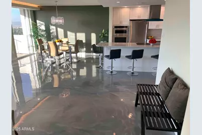 2323 N Central Avenue #1802, Phoenix, AZ 85004 - Photo 13