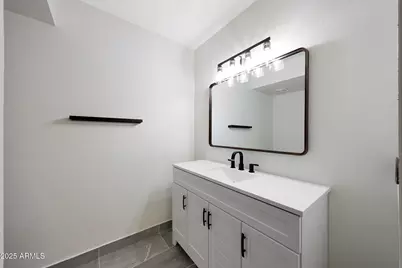 8238 E Keim Drive, Scottsdale, AZ 85250 - Photo 23