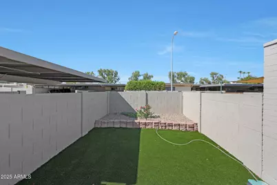 8238 E Keim Drive, Scottsdale, AZ 85250 - Photo 29