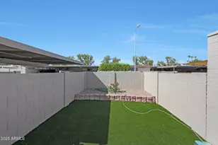 8238 E Keim Dr, Scottsdale, AZ 85250 - Photo 29