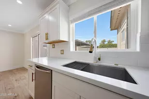 8238 E Keim Dr, Scottsdale, AZ 85250 - Photo 7