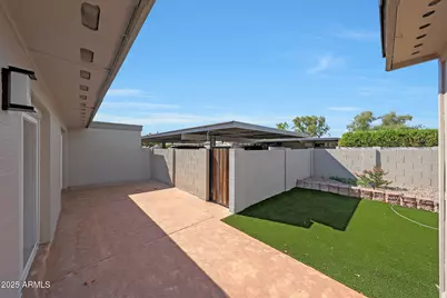 8238 E Keim Drive, Scottsdale, AZ 85250 - Photo 27