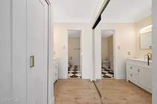 8238 E Keim Dr, Scottsdale, AZ 85250 - Photo 13