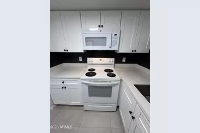2690 N 43rd Avenue #Apt C, Phoenix, AZ 85009 - Photo 9