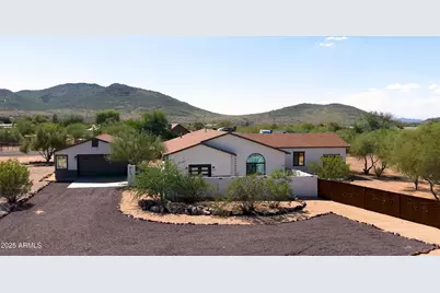 1807 W Joy Ranch Road, Phoenix, AZ 85086 - Photo 1