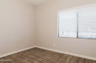 1119 S Stapley Dr, Mesa, AZ 85204 - Photo 11