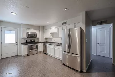 6819 N 12th #25, Phoenix, AZ 85014 - Photo 1