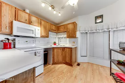 17200 W Bell Road #73, Surprise, AZ 85374 - Photo 15