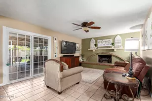 815 E Coral Gables Dr, Phoenix, AZ 85022 - Photo 35