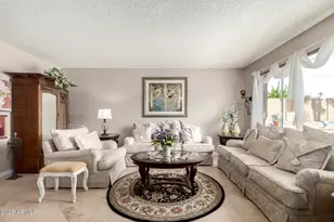 815 E Coral Gables Dr, Phoenix, AZ 85022 - Photo 13