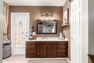 815 E Coral Gables Dr, Phoenix, AZ 85022 - Photo 25