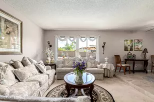 815 E Coral Gables Dr, Phoenix, AZ 85022 - Photo 11