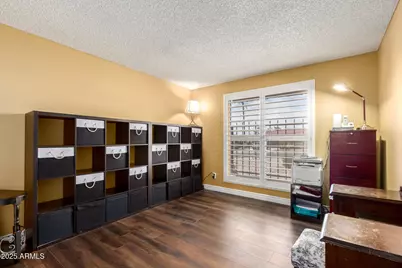 815 E Coral Gables Drive, Phoenix, AZ 85022 - Photo 33