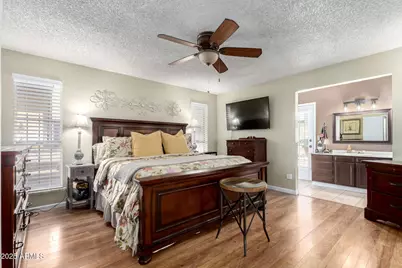 815 E Coral Gables Drive, Phoenix, AZ 85022 - Photo 21