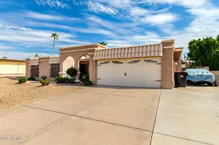 815 E Coral Gables Dr, Phoenix, AZ 85022 - Photo 3